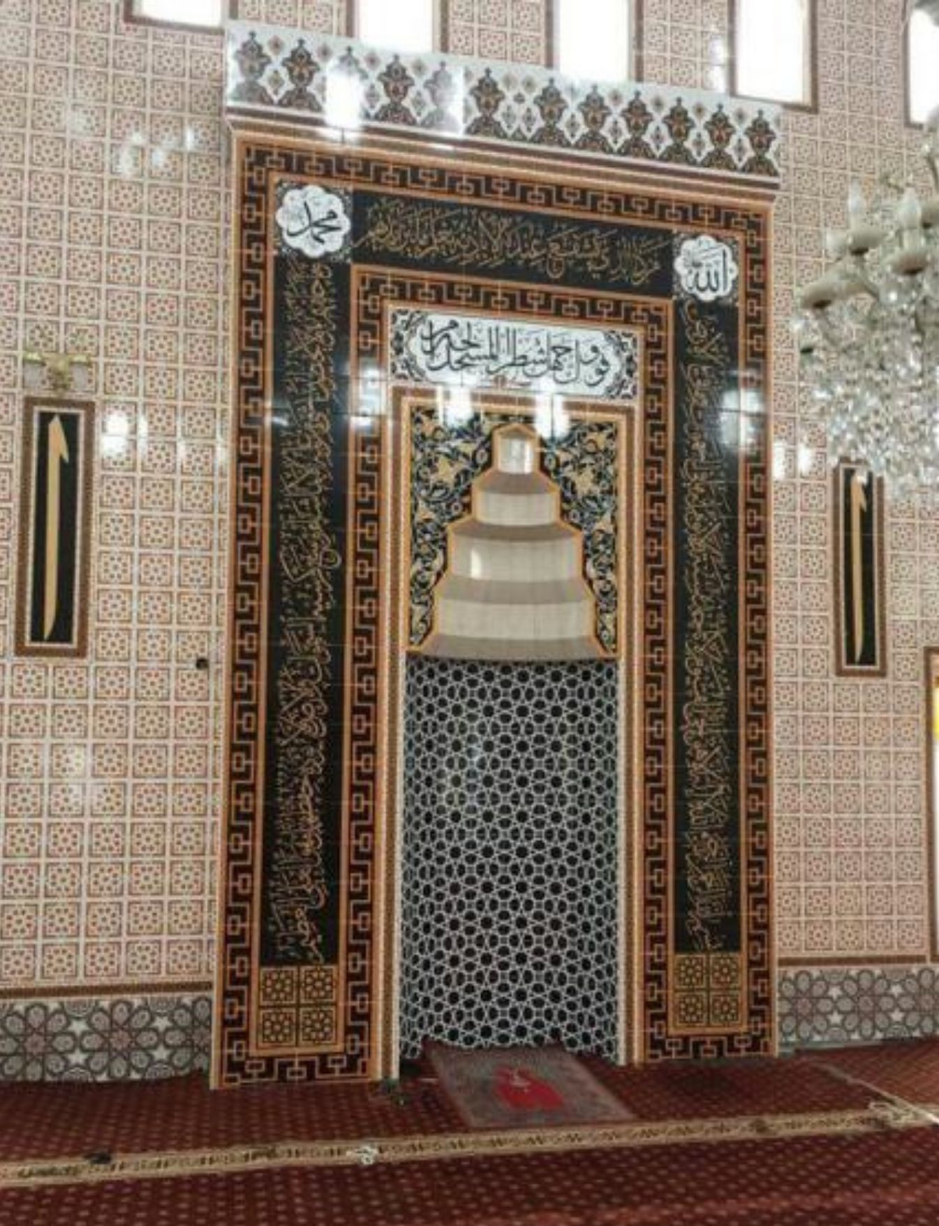 Cami Mihrap Modelleri - 50 - Nakkaş Çini Motifli Cami Mihrap Ustası