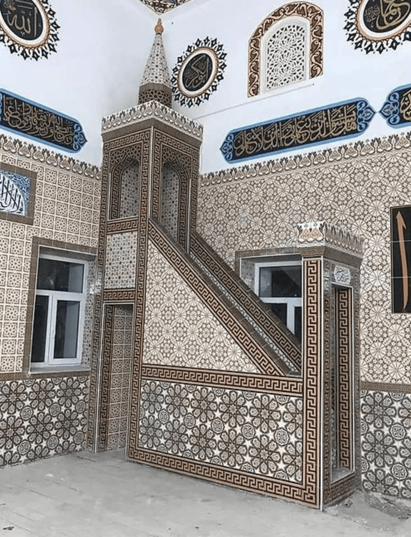 Cami Minber Modelleri - 31 - Ahşap Cami Minber Çinileri