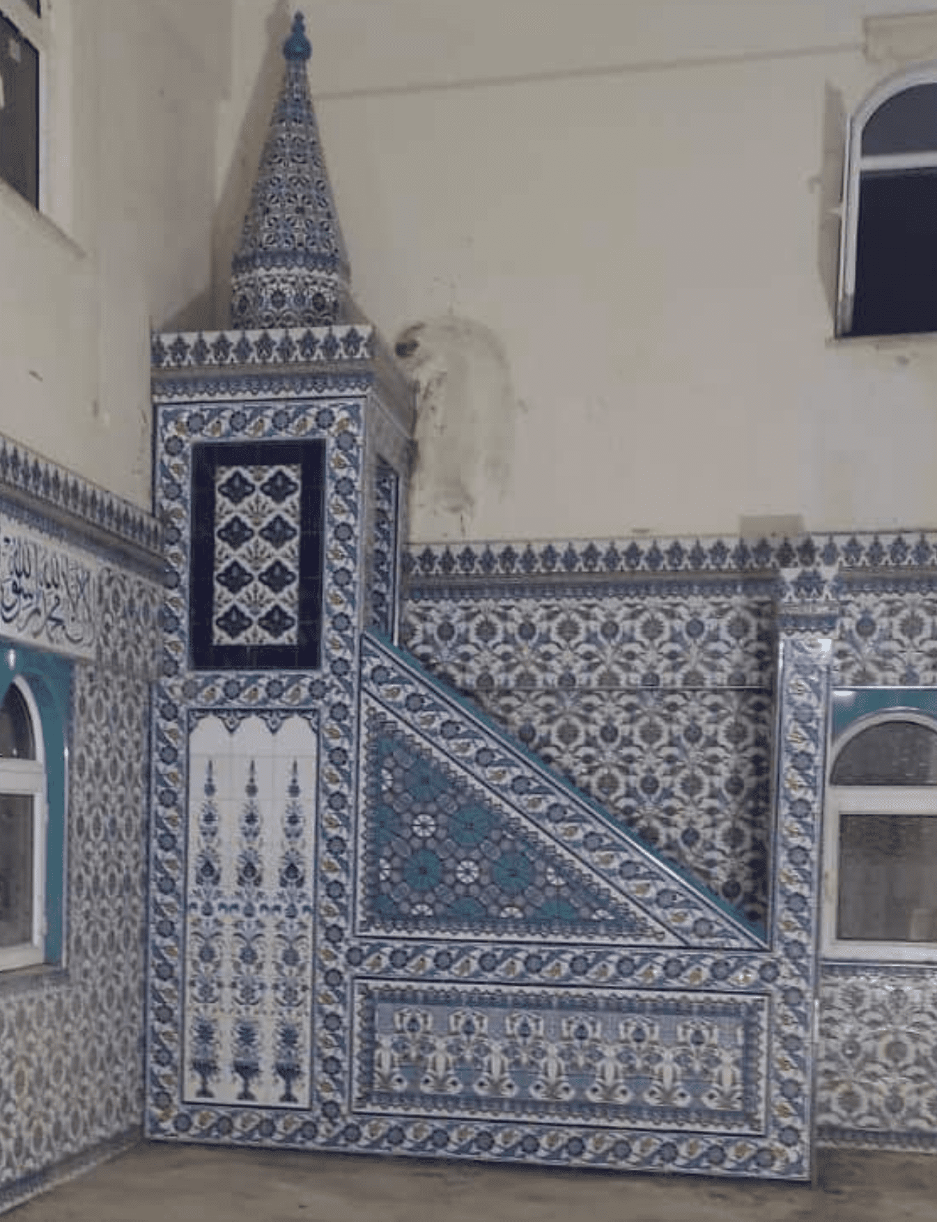Cami Minber Modelleri - 53 - Cami Minber Modelleri Çini Dekorlu