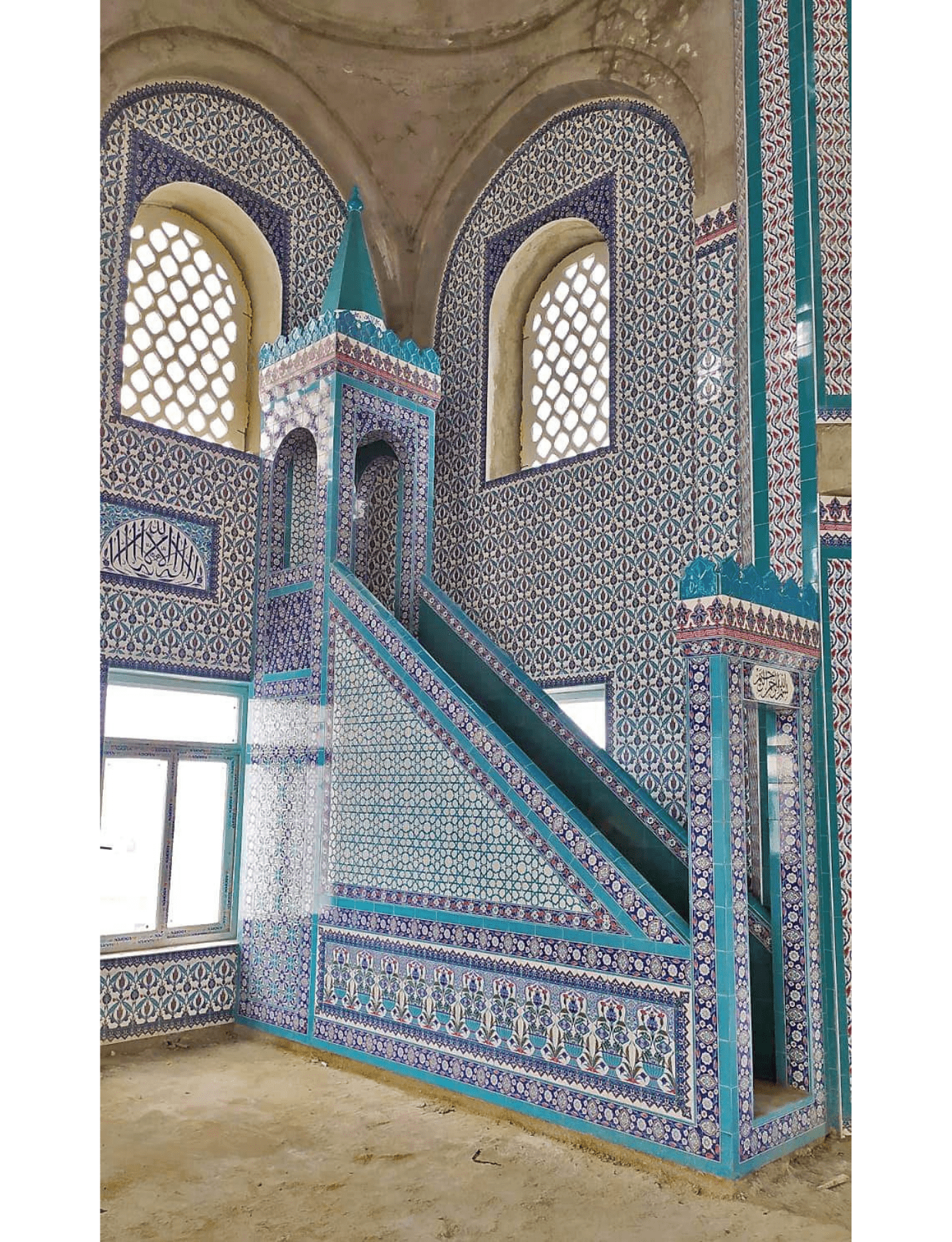 Cami Minber Modelleri - 54 - İznik Cami Çini Desenleri