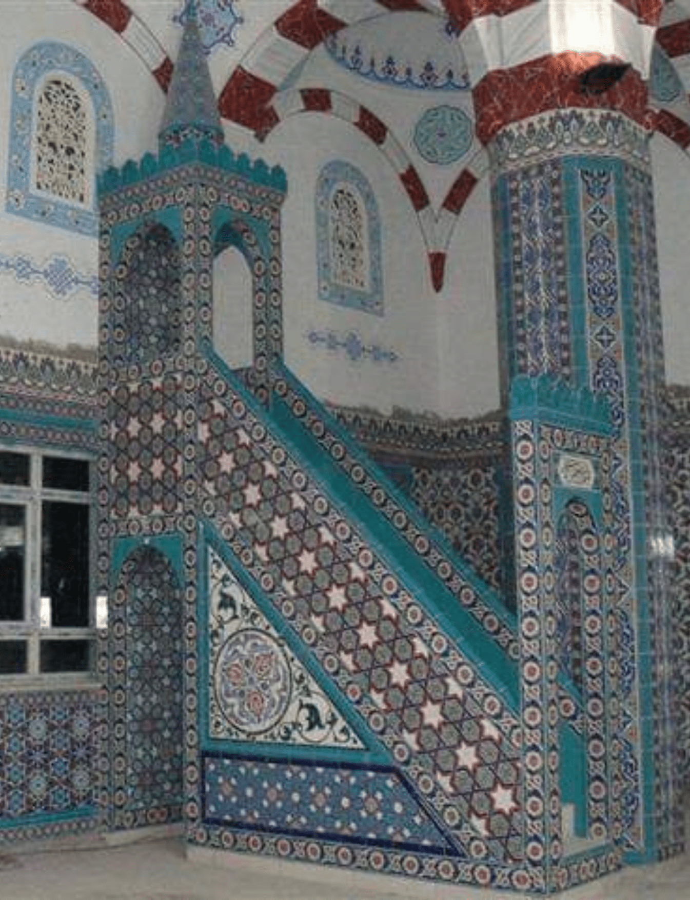 Cami Minber Modelleri - 56 - Kütahya Çini Desenli Minber